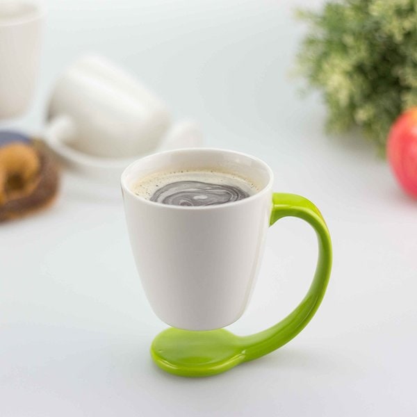 Claps 74150 - Ceramic Hanging Mug with Artistic Handle